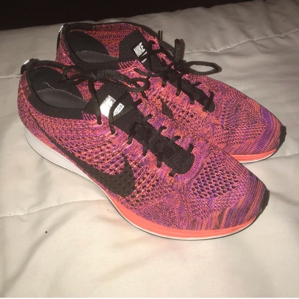 Nike flyknit racer shoes